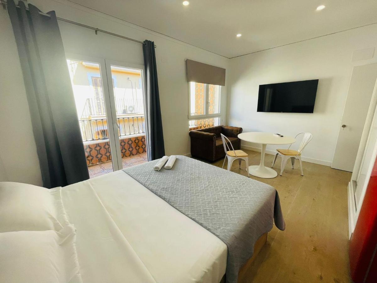 Pare Pere Rooms Дения Екстериор снимка
